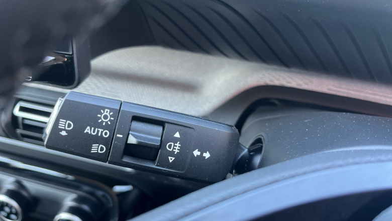 Citroen C3 1.2 Hybrid [110] Plus 5dr e-DCS6 Petrol Hatchback